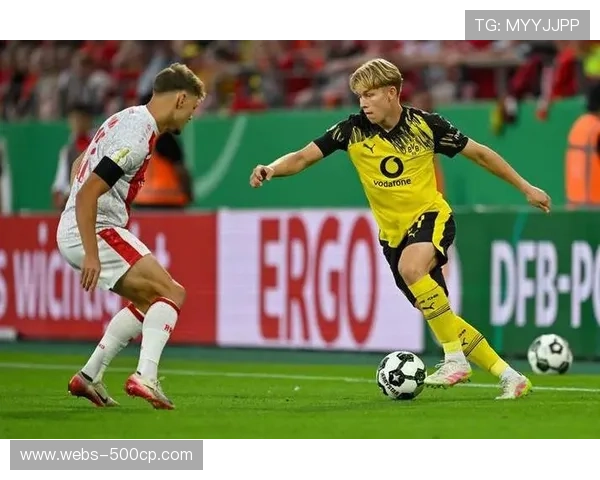 法兰克福3-0门兴格拉德巴赫，主场作战优势明显